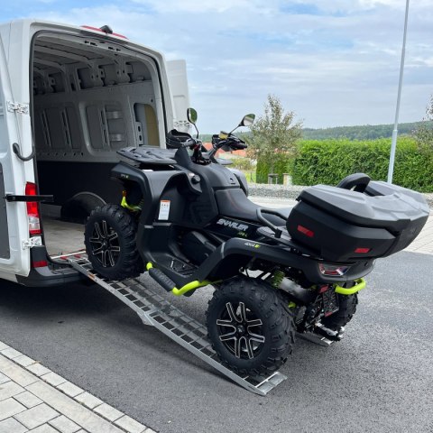 BIKETEC ZESTAW 2 SZT.UNIWERSALNA RAMPA NAJAZDOWA ALUMINIOWA KRATOWNICOWA MOTOCYKL / ATV 226 X 30,5 CM, MAX. 340 KG KOLOR SREBRNY